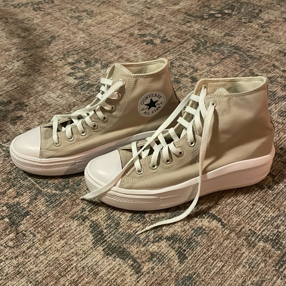 High Top Platform Converse - image 1